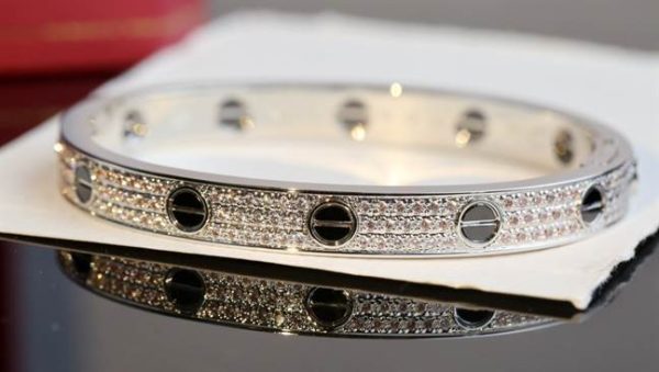 CARTIER JEWELREY – WJL33 - Image 9
