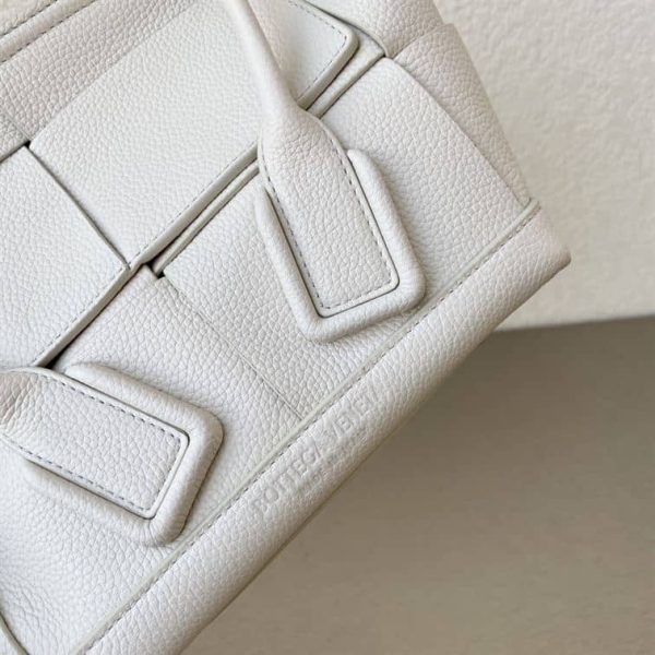 BOTTEGA VENETA WOMEN’S ARCO IN WHITE – WBV30 - Image 10