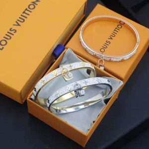 LOUIS VUITTON JEWELREY – WJL17
