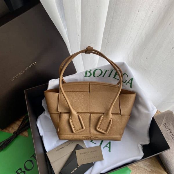 BOTTEGA VENETA WOMEN’S ARCO IN CARAMEL – WBV29 - Image 10