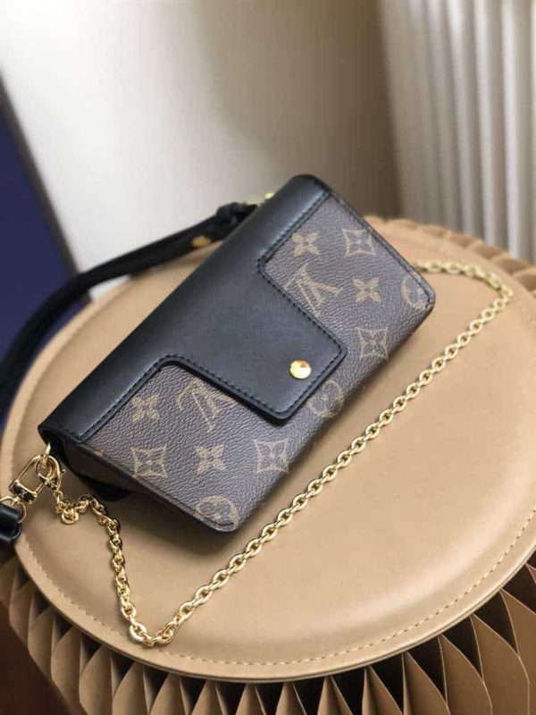 LOUIS VUITTON PADLOCK ON STRAP – WLM275 - Image 10