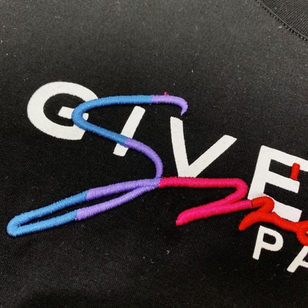 Givenchy T-Shirt – GVS12 - Image 6