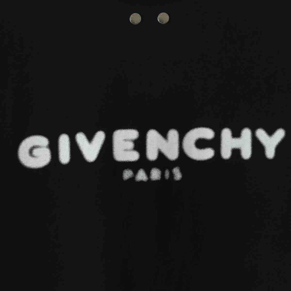 Givenchy T-Shirt With Metallic Details – GVS06 - Image 4