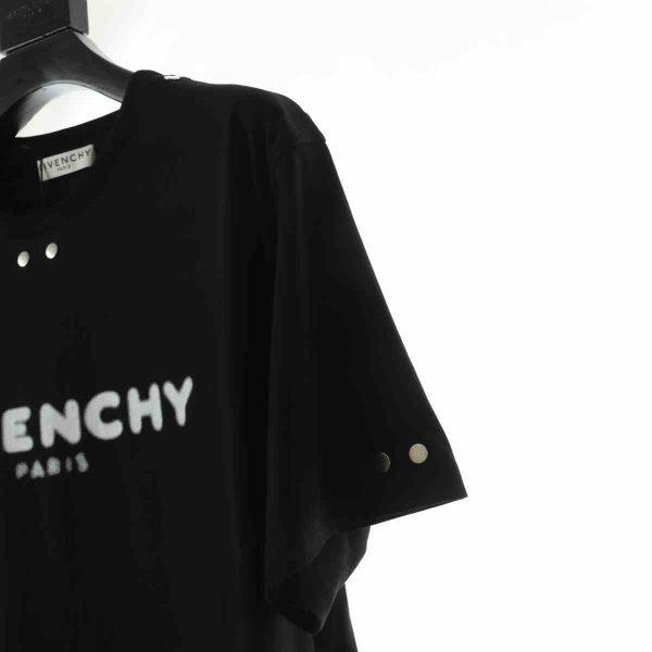 Givenchy T-Shirt With Metallic Details – GVS06 - Image 5