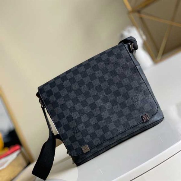 LOUIS VUITTON DISTRICT PM DAMIER EBENE CANVAS N41028 - Image 2