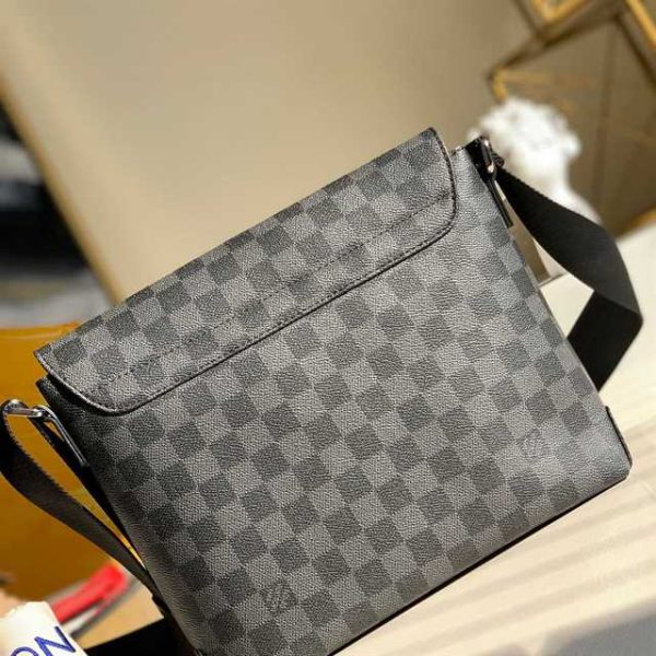 LOUIS VUITTON DISTRICT PM DAMIER GRAPHITE CANVAS N40349 - Image 7