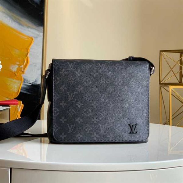 LOUIS VUITTON DISTRICT PM MONOGRAM ECLIPSE CANVAS M44000 - Image 2