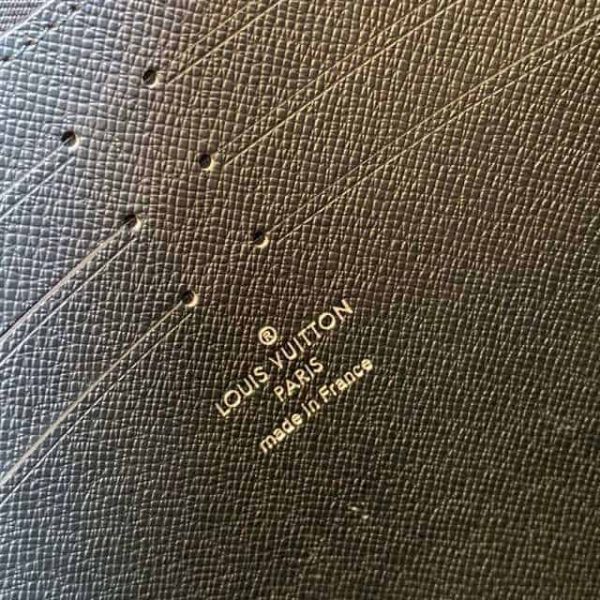 LOUIS VUITTON POCHETTE VOYAGE MM EPI DAMIER GRAPHITE M56827 - Image 3