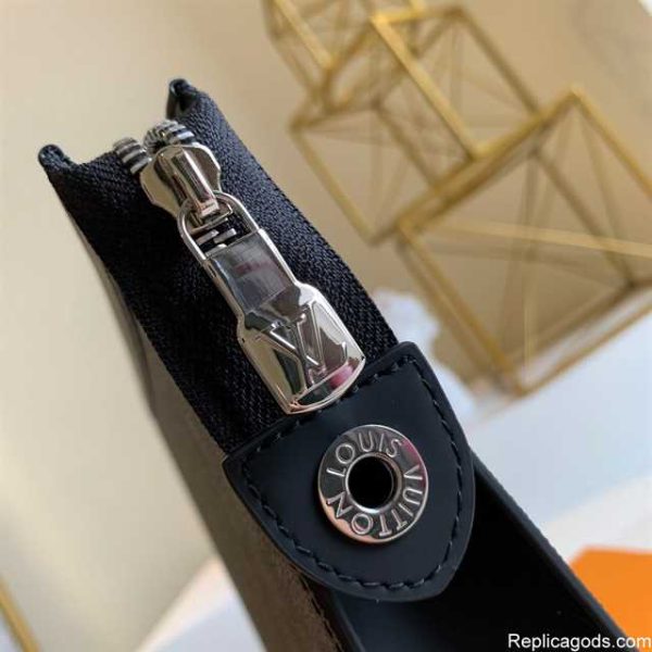 LOUIS VUITTON POCHETTE VOYAGE MM MONOGRAM ECLIPSE N41696 - Image 4