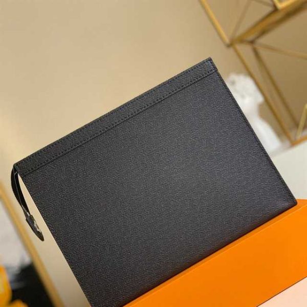 LOUIS VUITTON POCHETTE VOYAGE MM TAIGA LEATHER M30675 - Image 7