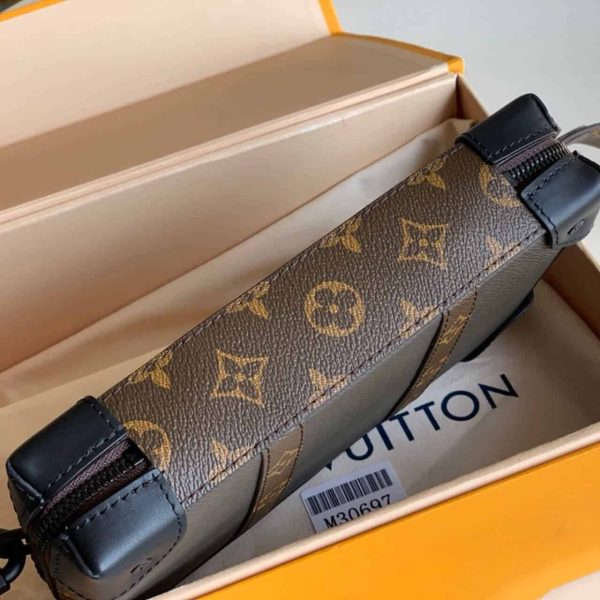 LOUIS VUITTON SOFT TRUNK WALLET TAIGA LEATHER M30697 - Image 4