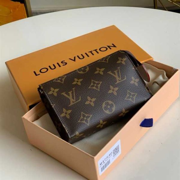 LOUIS VUITTON TOILETRY POUCH 15 MONOGRAM CANVAS M47546 - Image 8