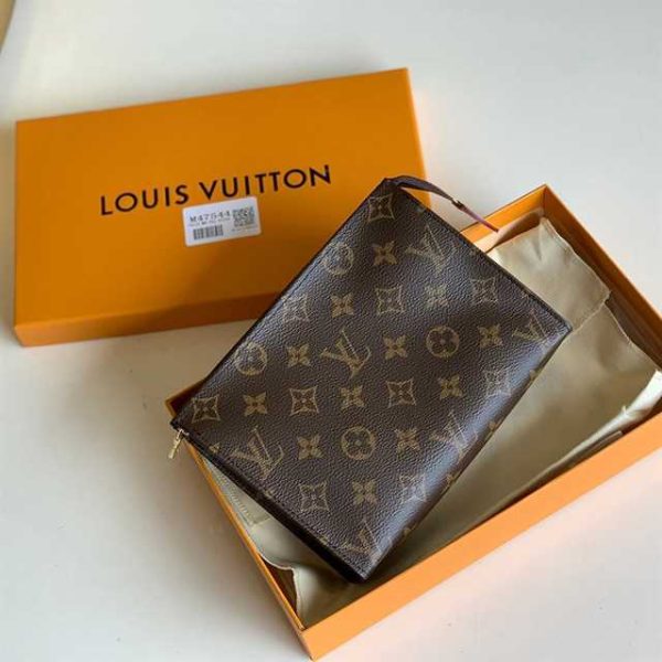 LOUIS VUITTON TOILETRY POUCH 19 MONOGRAM CANVAS IN BROWN M47544 - Image 4