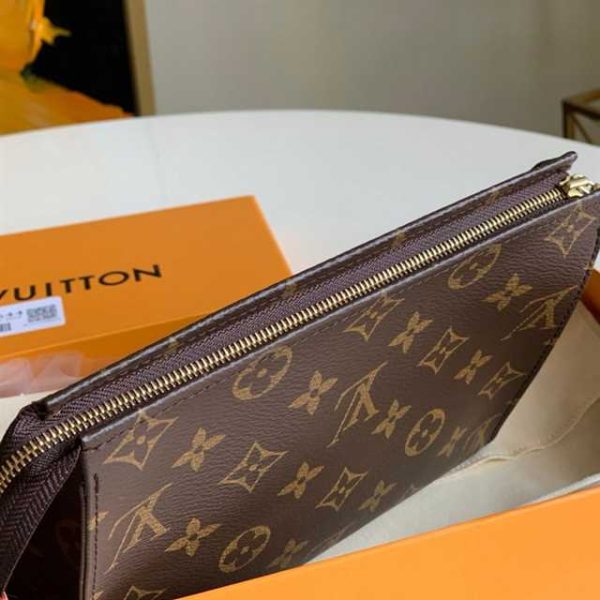 LOUIS VUITTON TOILETRY POUCH 19 MONOGRAM CANVAS IN BROWN M47544 - Image 5