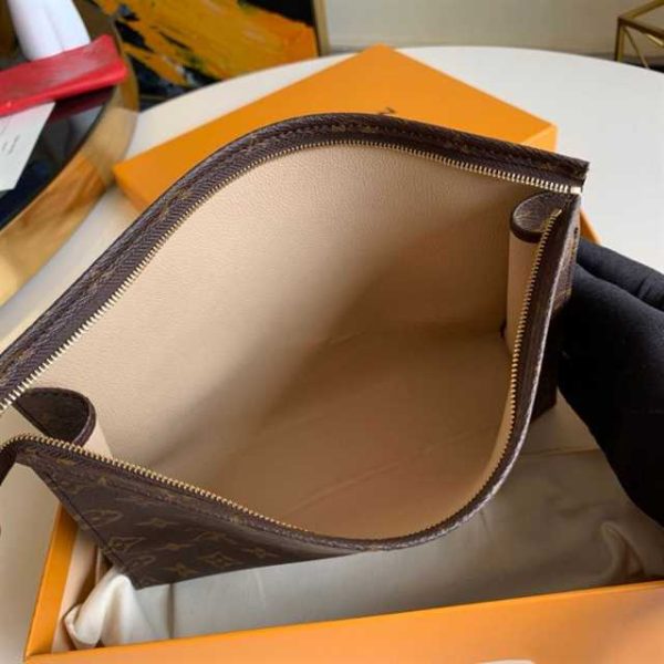 LOUIS VUITTON TOILETRY POUCH 26 MONOGRAM CANVAS M47542 - Image 3