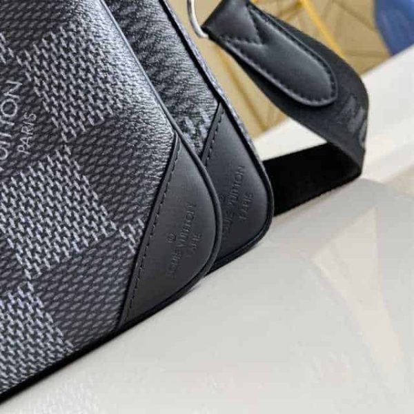 LOUIS VUITTON TRIO MESSENGER DAMIER GRAPHITE CANVAS N50017 - Image 8