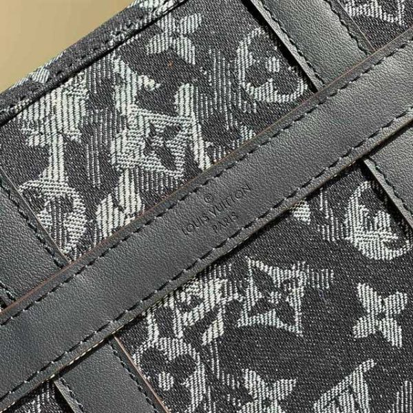 LOUIS VUITTON TRUNK MESSENGER MONOGRAM CANVAS M57282 - Image 9