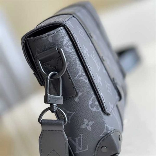 M45727 LOUIS VUITTON TRUNK MESSENGER MONOGRAM ECLIPSE COATED CANVAS - Image 9