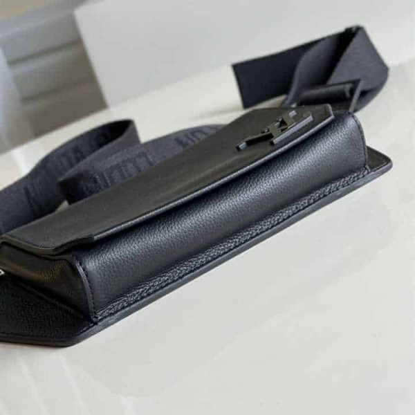 M57081 LOUIS VUITTON AEROGRAM SLINGBAG - Image 10