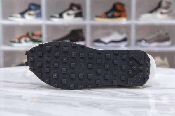 NIKE X SACAI LD WAFFLE SNEAKERS - Image 5