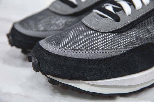 NIKE X SACAI WAFFLE DAYBREAK - Image 6